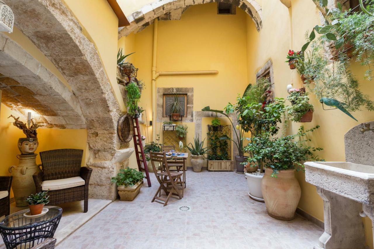 Casa Nagale- Una Suite Di Charme Nel Cuore Di Ortigia A 50 Mt Dal Mare Syracuse Exterior foto